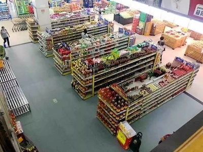 再見了，匯佳！陳江人最愛的14年老牌超市7月正式停業，服裝區清倉引發回憶潮